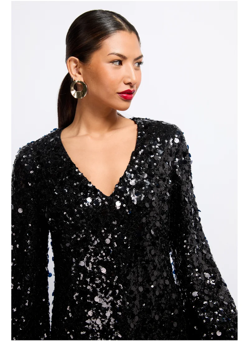Little Mistress Printed V-Neck Dress