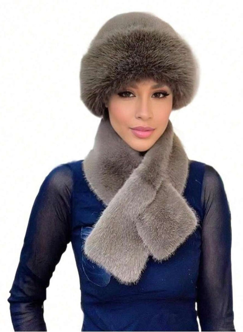 Women's winter set includes a hat and a luxurious faux fur shawl in brown - Image 1