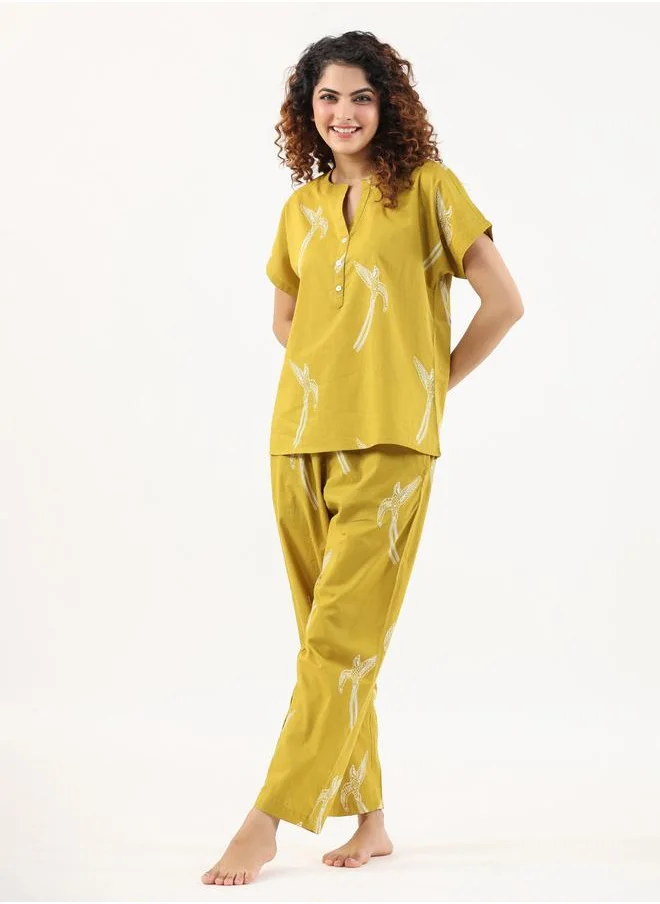 سانسكريتي هومز Sanskrutihomes Women All-Over Printed Pure Cotton Top and Pyjama Set