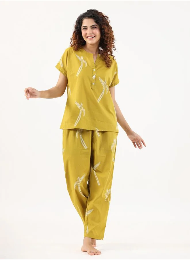 سانسكريتي هومز Sanskrutihomes Women All-Over Printed Pure Cotton Top and Pyjama Set