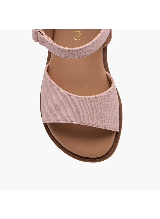 JUNIORS Girls Textured Flat Sandals with Hook and Loop Closure