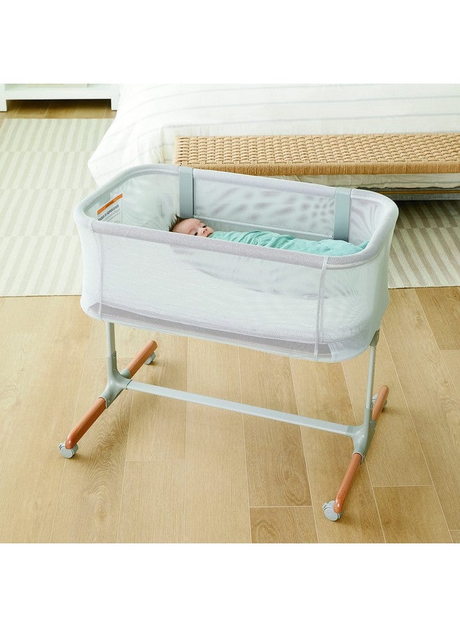 NoJo Skip Hop Cozy-Up 2-In-1 Bedside Sleeper Pink And White Clouds 100% Cotton Fitted Bassinet Sheet  - Image 5