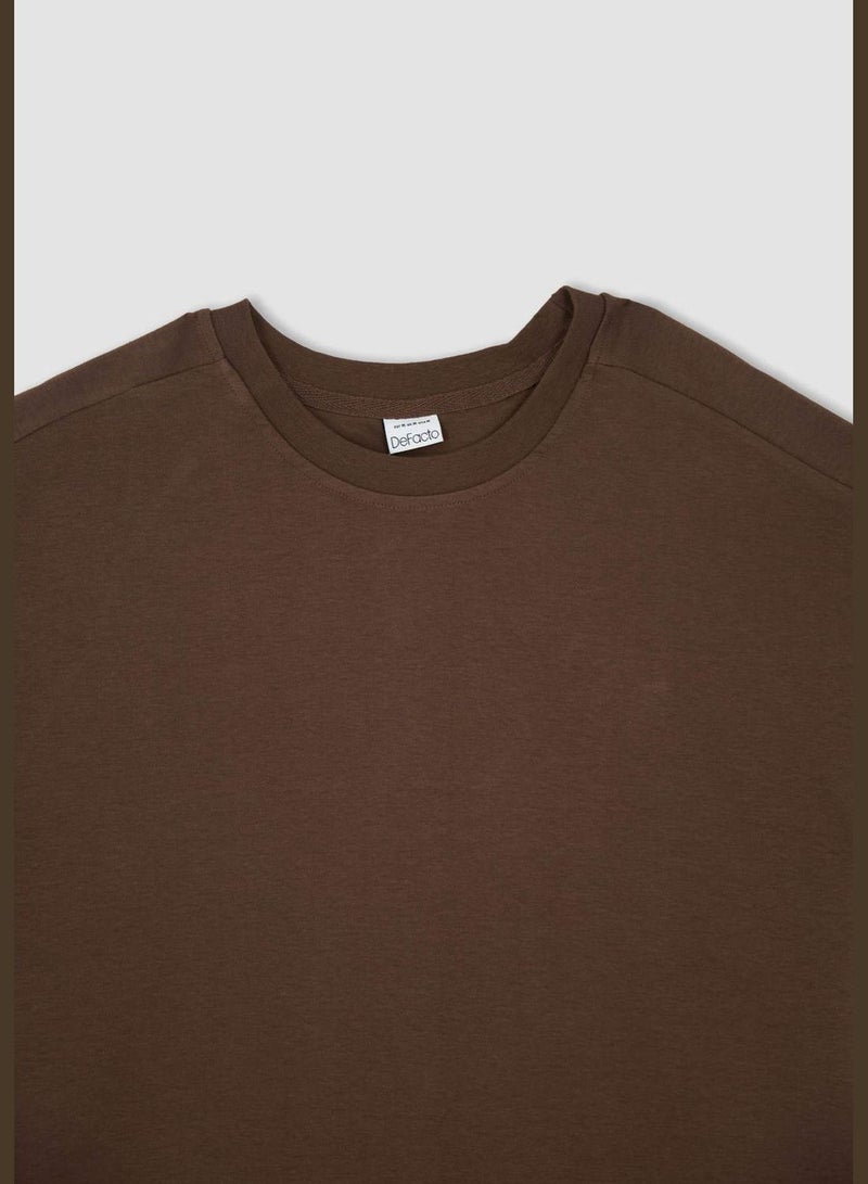 ديفاكتو تيشيرت باكمام قصيرة وقصة واسعة - Image 1