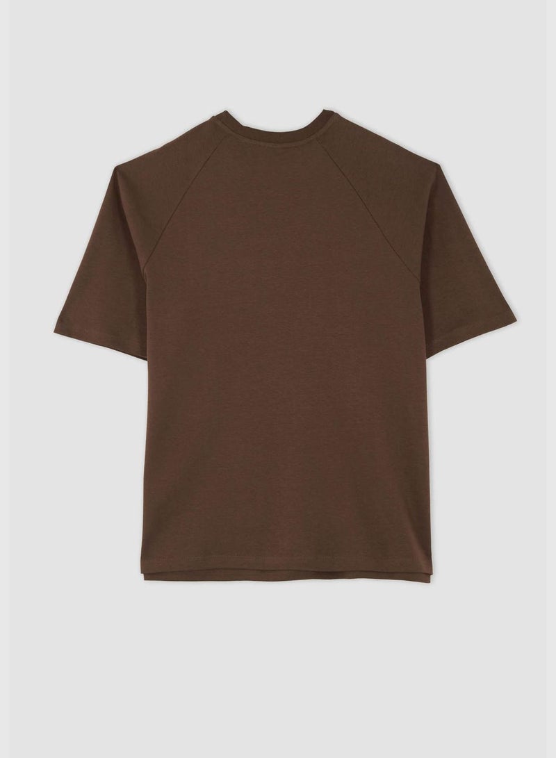 ديفاكتو تيشيرت باكمام قصيرة وقصة واسعة - Image 2