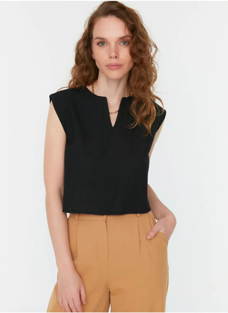 trendyol Notch Neck Knitted Top