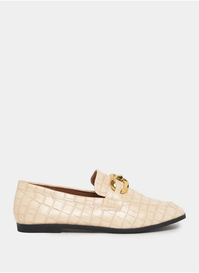 ستايلي Buckle Trim Textured Loafers