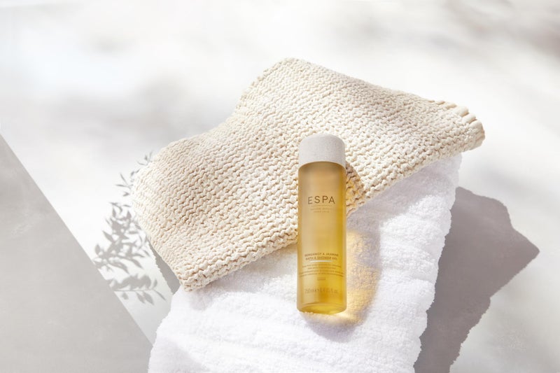 ESPA | Bergamot & Jasmine Bath and Shower Gel | 250ml |100% Natural Fragrance - Image 2