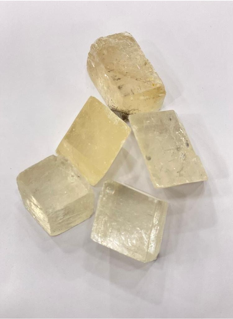 NATURAL OPTICAL CALCITE ROUGH STONE PER PIECE - pzsku/Z98030A3D3071DE0A073FZ/45/_/1690617220/38363eb4-c474-4b94-aa56-ed8985408227