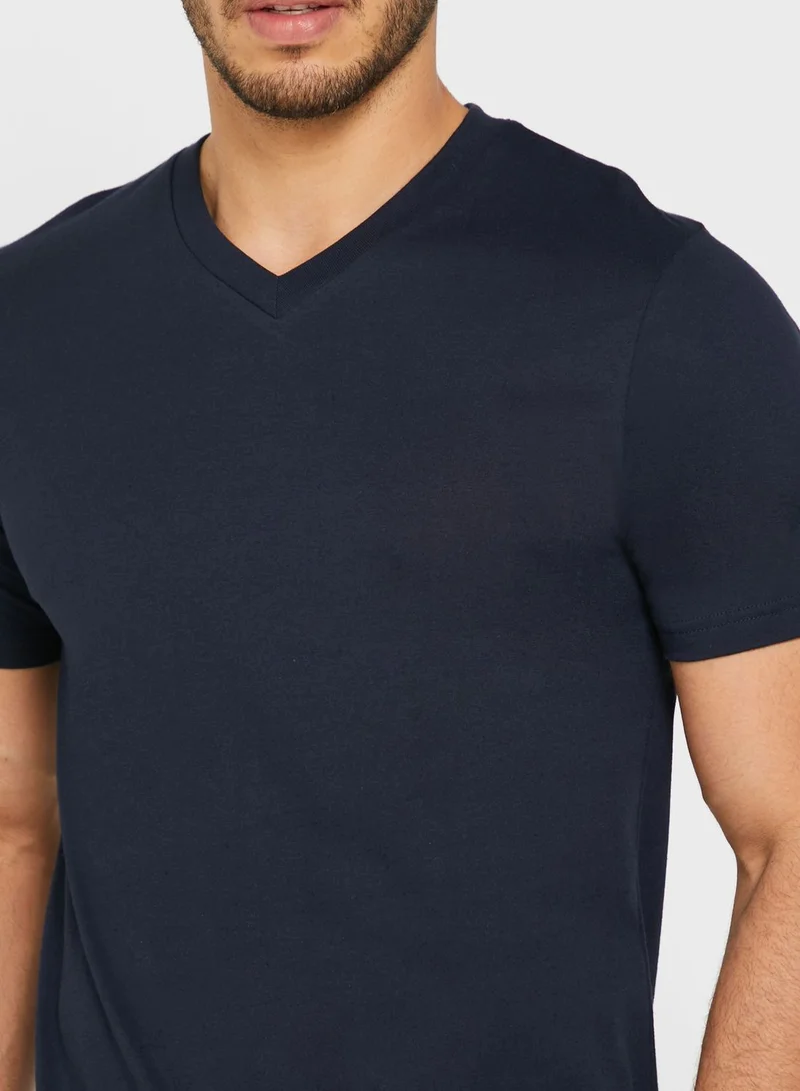 Seventy Five Basics Essential V Neck T-shirt