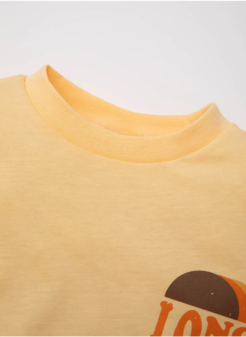 DeFacto Crew Neck Back Printed Short Sleeve T-Shirt