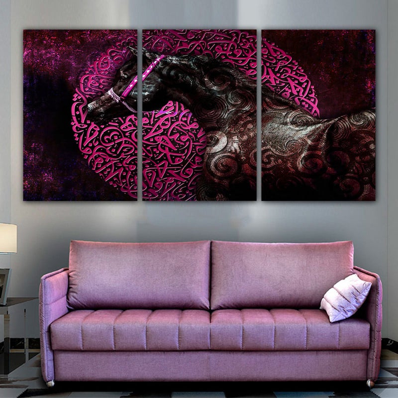 ماركتنا ثلاث لوحات قماشية مودرن بتصميم حصان مع برواز مجوف مقاس (90×40) ثلاث قطع - Image 1