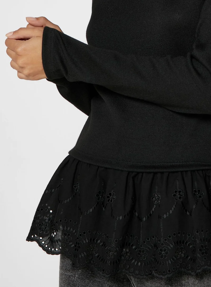 NEW LOOK Broderie Detail Peplum Top