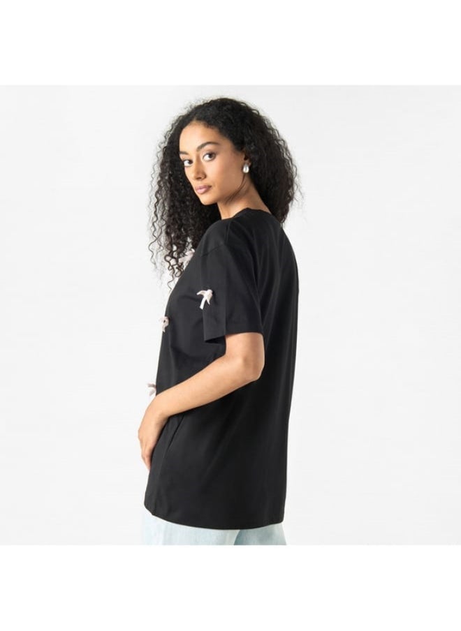 2Xtremz - 2Xtremz Bow Applique T-shirt with Short Sleeves - Image 1