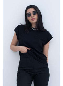 Dilvin Women's Black Crew Neck T-Shirt  - Image 2