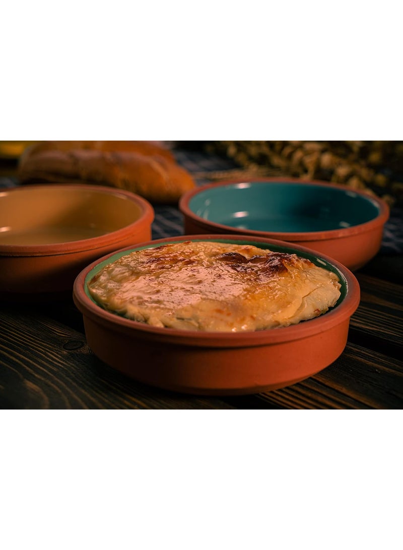 لوكسيول أواني طين طهي من لوكس يول – مصنوعة يدوياً في تركيا – صديقة للبيئة وآمنة للفرن والميكروويف والغسالة – متوفرة بألوان بني وأخضر وأصفر وأزرق وطبيعية غير مغطاة – مقاس: ١٦×٤ سم – تحافظ على نكهة وحرارة الطعام – مثالية للحساء، اليخنات، المؤكلات المخبوزة، تقديم أنيق لعائلتك وضيوفك – هدية مثالية للأعراس، الانتقالات، محبي الطبخ الصحي والمستدام – طين تركي ناتج عالي الجودة مخبوز بالفرن – آمن للطعام، بدون مواد كيميائية ضارة وخالية من BPA – تغليف قابل لإعادة التدوير – توصية الطهاة، تقييم ٥ نجوم من العملاء – ماركة لوكس يول – تجربة طهي تقليدية تركية تضيف لمسات ريفية وأصيلة على مائدتك - Image 4