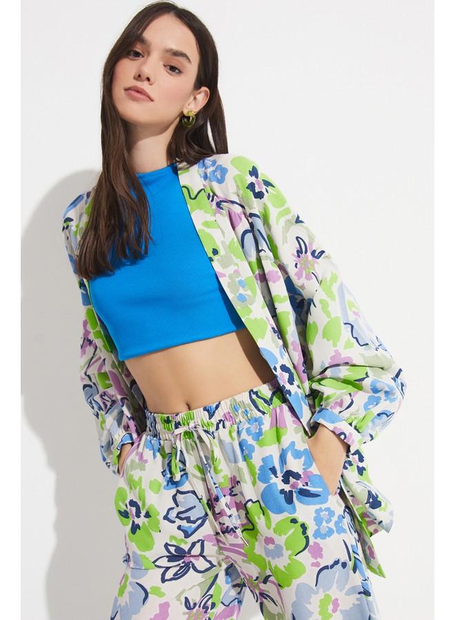 JUNE Women Exclusive Floral Patterned Linen Blend Kimono Green - Image 1