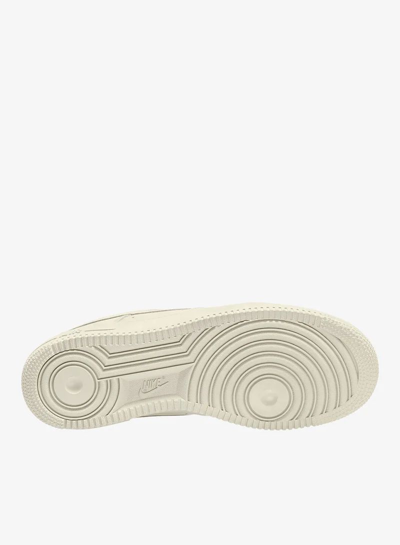 Nike SAIL/SAIL Air Force 1 '07 Low Ess 3X for Men | Best Price UAE