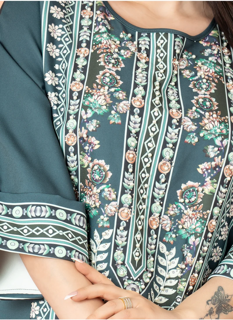 اكسا جلابية سادة منقوشة اخضر