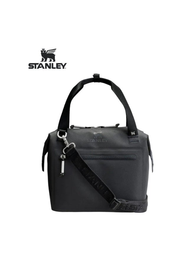 Stanley حقيبة ستانلي جولين الصغيرة المبردة وحقائب الغداء المعزولة | 7.4 QT (10 علبة) مبرد محمول ناعم مع بطانة مقاومة للتسرب باللون الأسود - Image 1