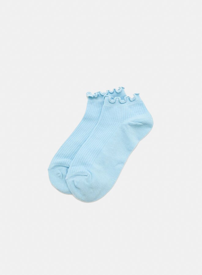 FOREVER 21 Ribbed Lettuce-Edge Ankle Socks  - Image 1