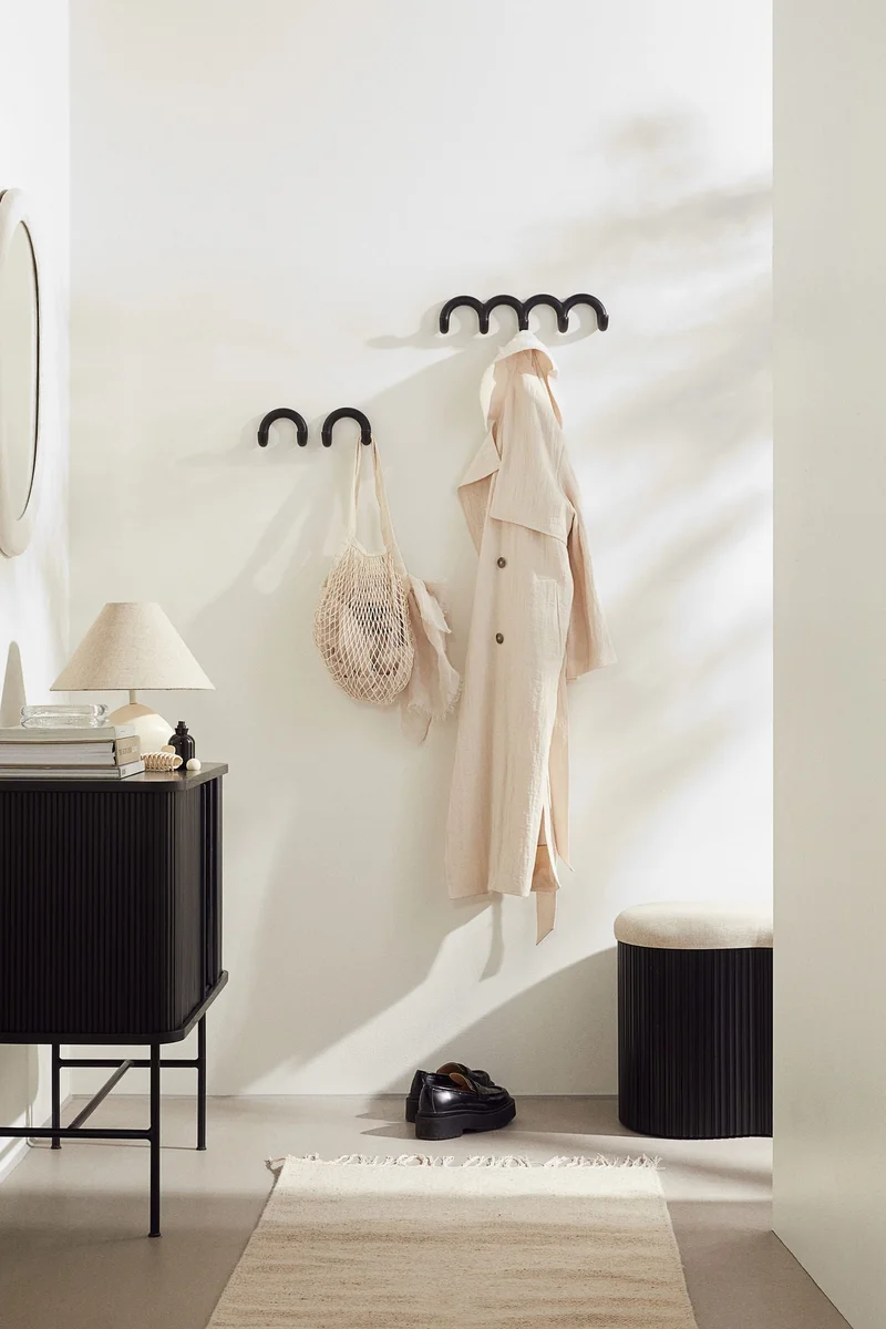H&M Metal hanging rack