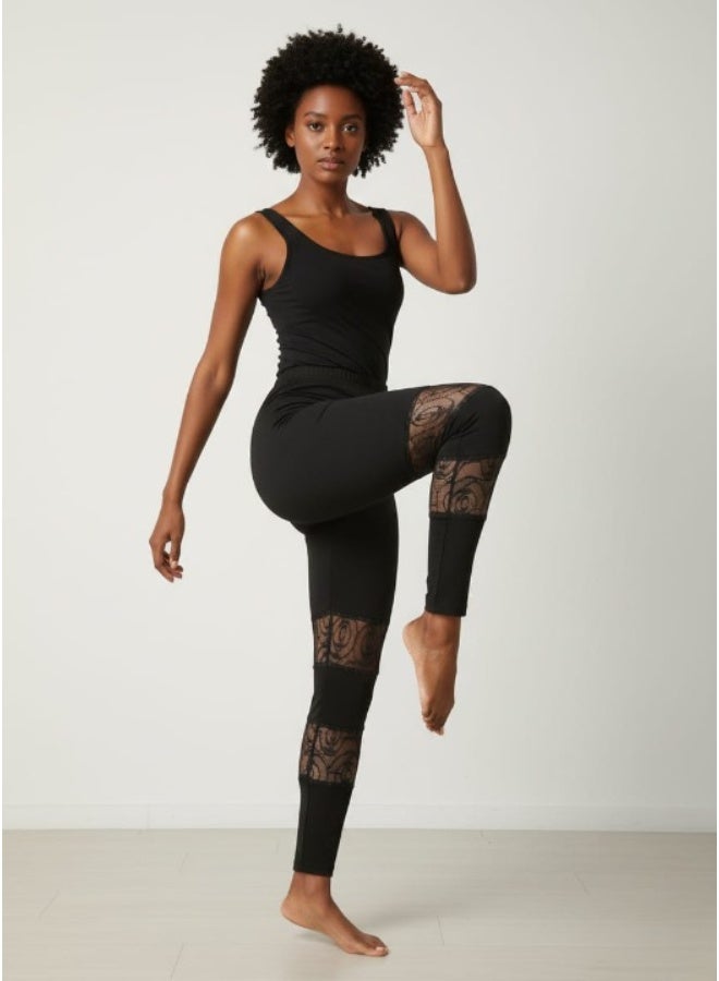 Women's leggings with an elastic waistband and floral lace detailing - Image 2