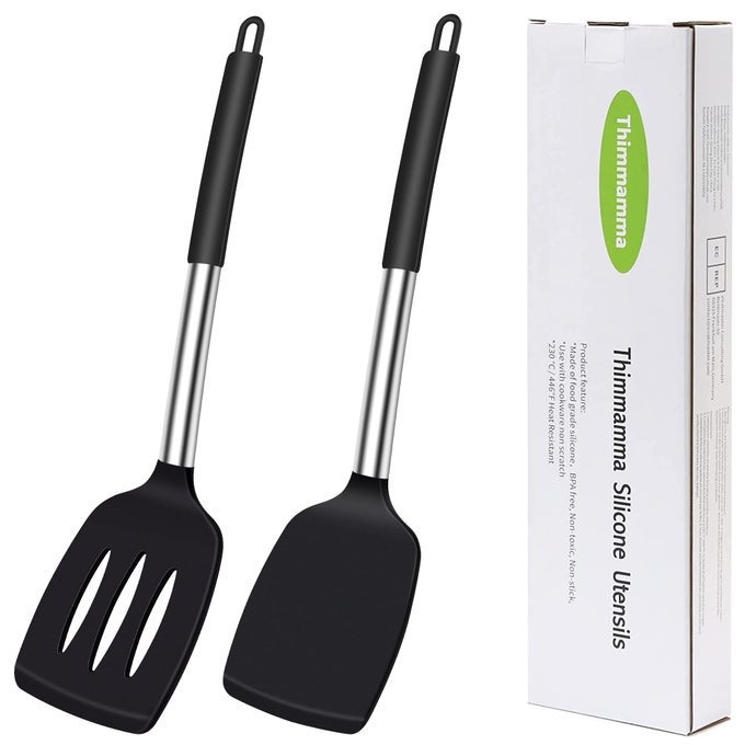 SILICONE SPATULA TURNER HEAT RESISTANT SLOTTED SPATULA SOLID TURNER FOR COOKING BPA FREE LARGE BLACK SILICONE SPATULA KITCHEN UTENSILS FOR BAKING NON STICK COOKWARE DISHWASHER SAFE 2 PACK