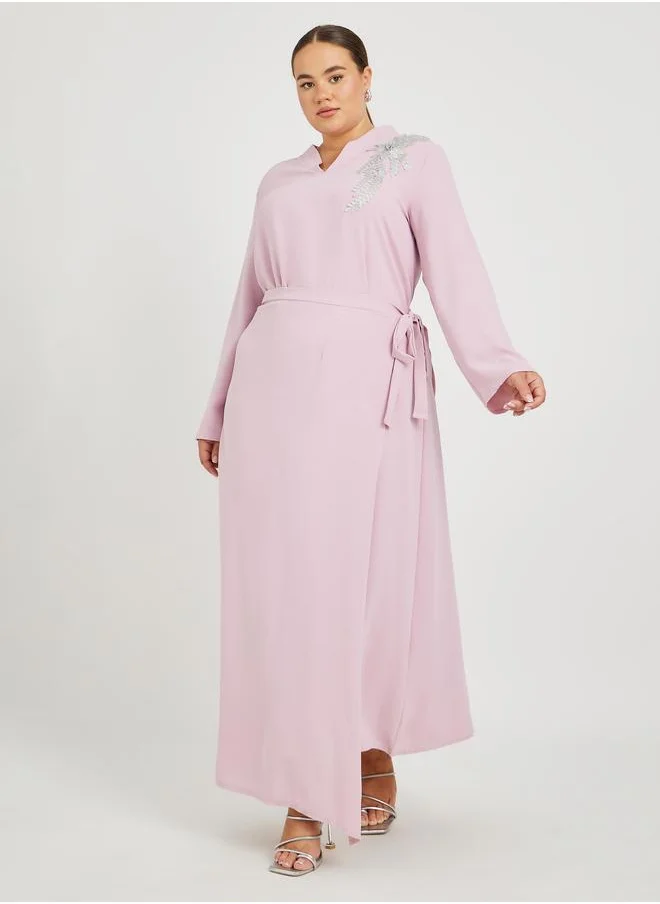 ستايلي Styli Plus Size Solid Collared Wrap Look Jalabiya with Lace Patch Detail