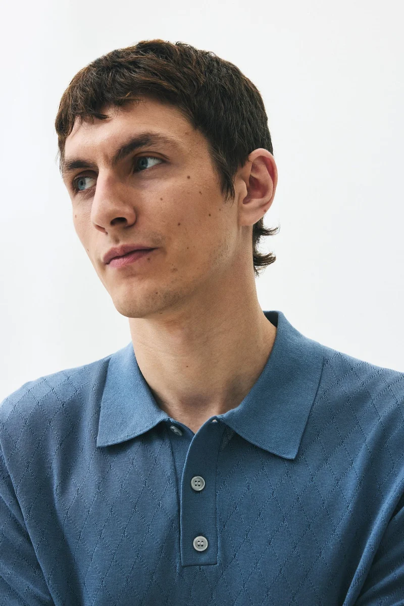 اتش اند ام تي-شيرت بولو بقصة سلِم