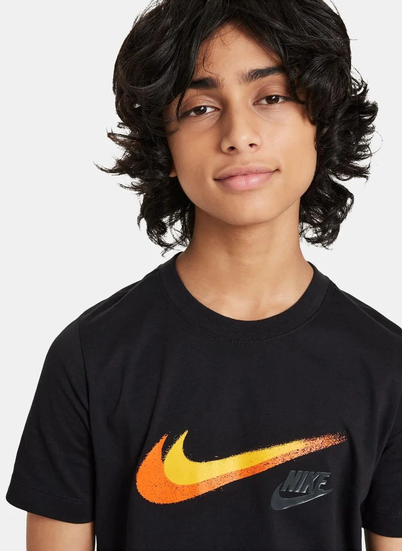 Nike Kids' Sportswear Graphic T-Shirt (Older Kids)