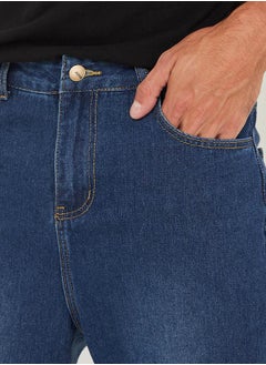 Kotty Slim Fit Light Fade Stretchable Jeans by Styli  - Image 3
