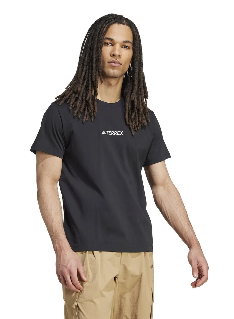 اديداس تيشيرت تيريكس بتصميم جرافيك مميز