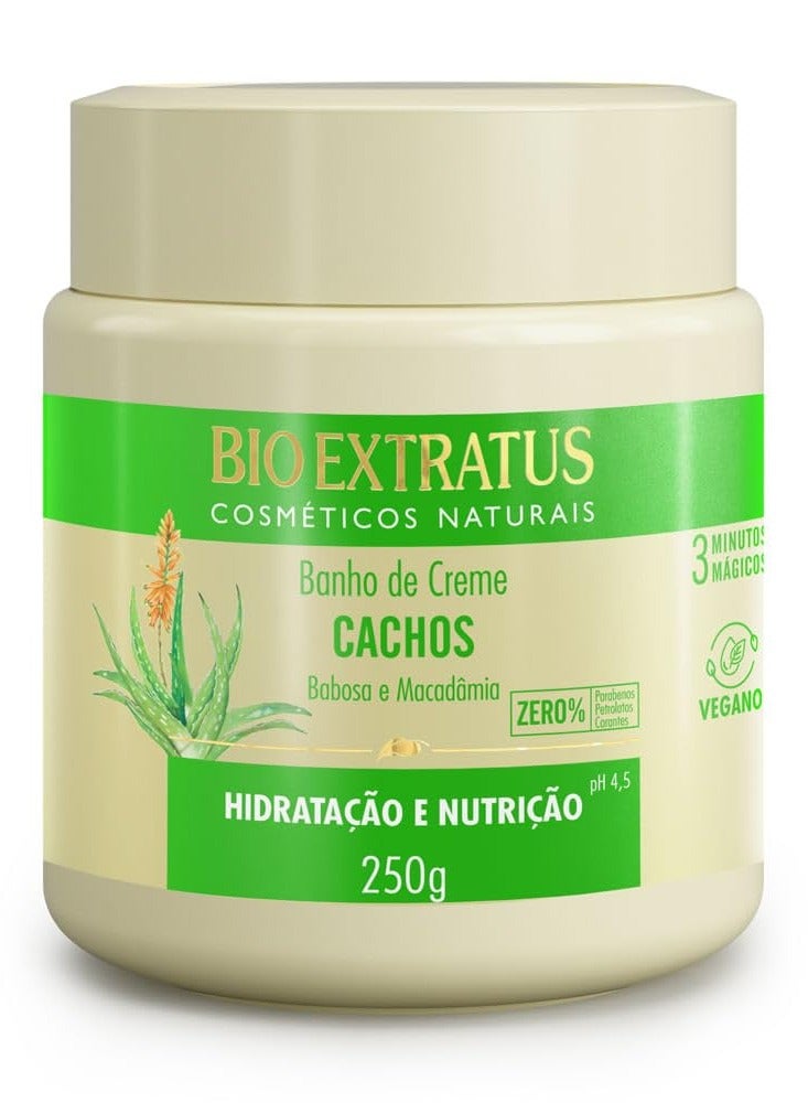 Bio Extratus - Linha Cachos (Babosa e Macadamia) - Banho de Creme 250 Gr - (Wavy (Aloe Vera and Macadamia) Collection - Hair Cream Net 8.88 Oz)
