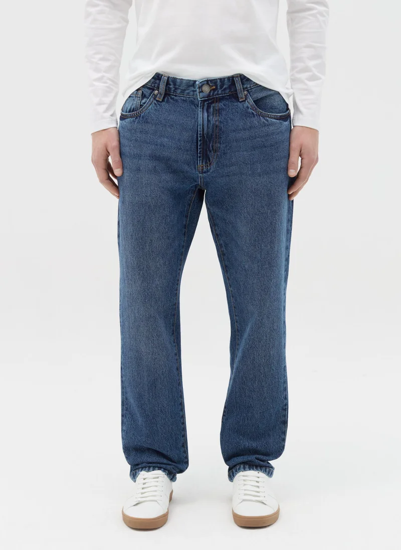 او في اس Medium Dark Blue