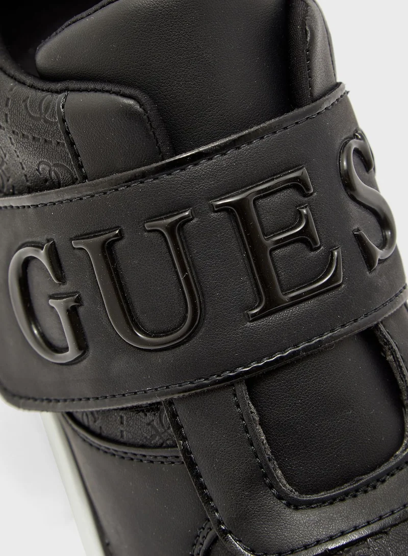 GUESS Follie High Top Sneaker