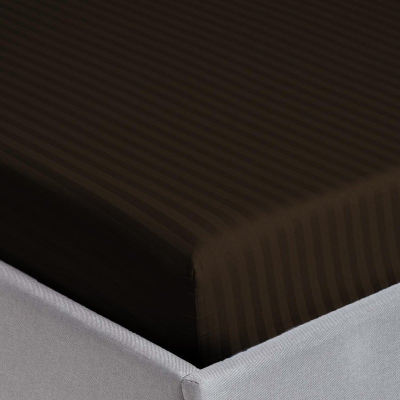 سليب ويل مجموعة شرشف سرير مرن من الألياف الدقيقة مخطط من مع كيسي وسادة - 180x200+17 سم (بني شوكولاتة) - Image 4