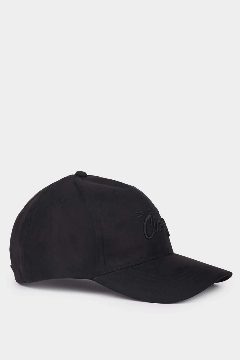 ديفاكتو Man Suede Cap