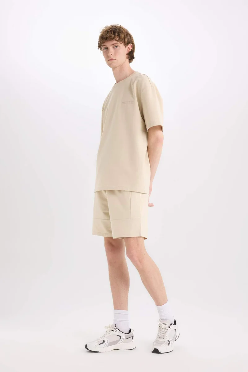 ديفاكتو Slim Fit Super Skinny Hem Shorts