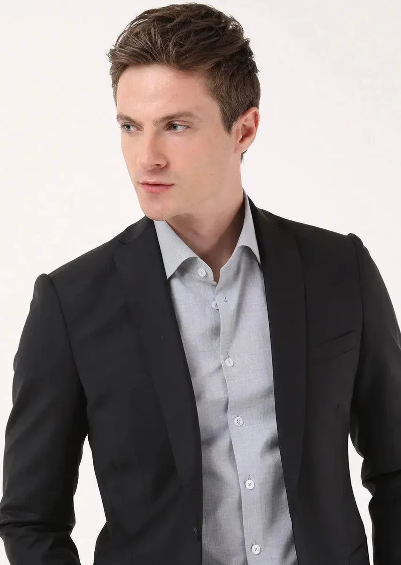 رامسي بدلة سوداء سادة أنيقة بقصة ضيقة من مزيج الصوف