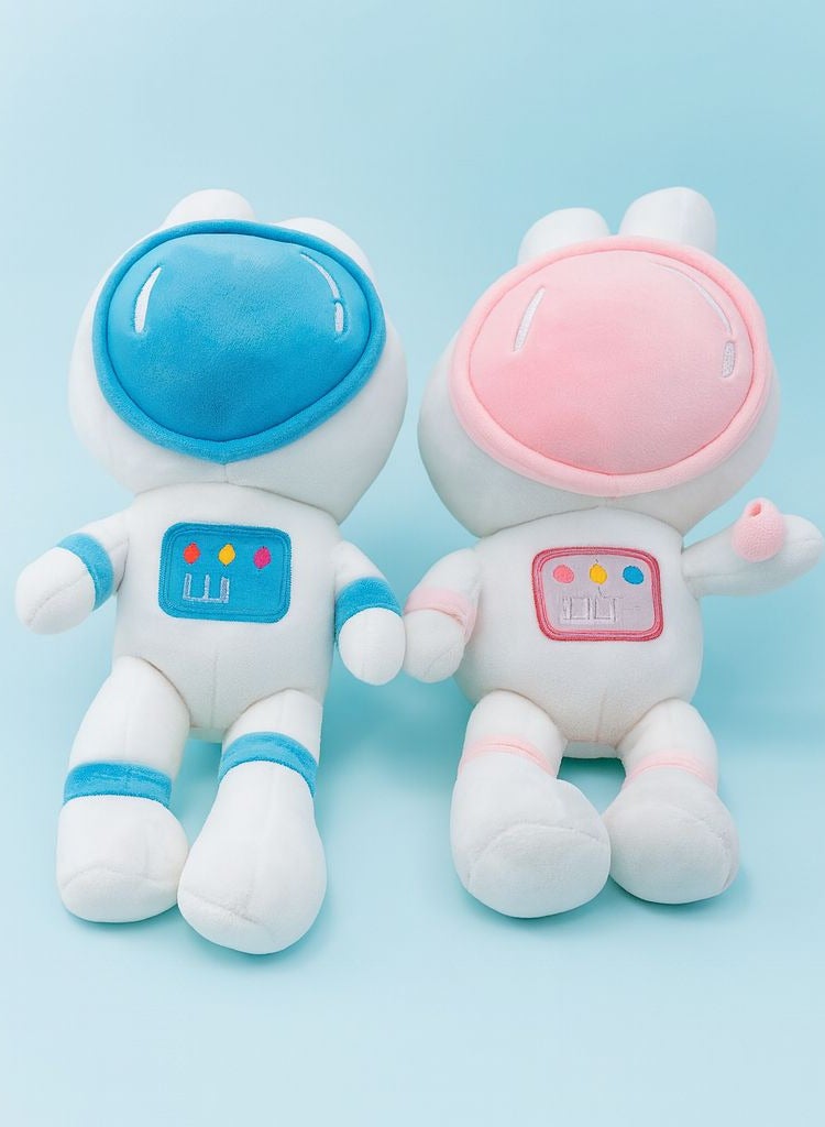 1 set of ( 2) Astronaut Plush Doll – Soft stuffed toy with safe fabric and cozy filling for cuddles | Bedroom Decor – Stylish design adds a charming touch to beds and desks | Perfect Gift for Boys & Girls – Great for special occasions, sleep, and playtime, 23cm