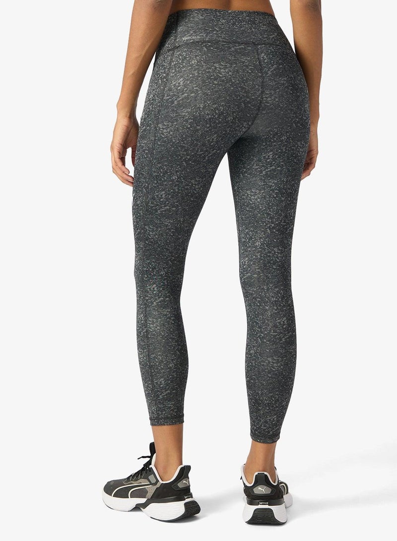 PUMA TRAIN ALL DAY Essentials High Waist Tights Women - Image 2