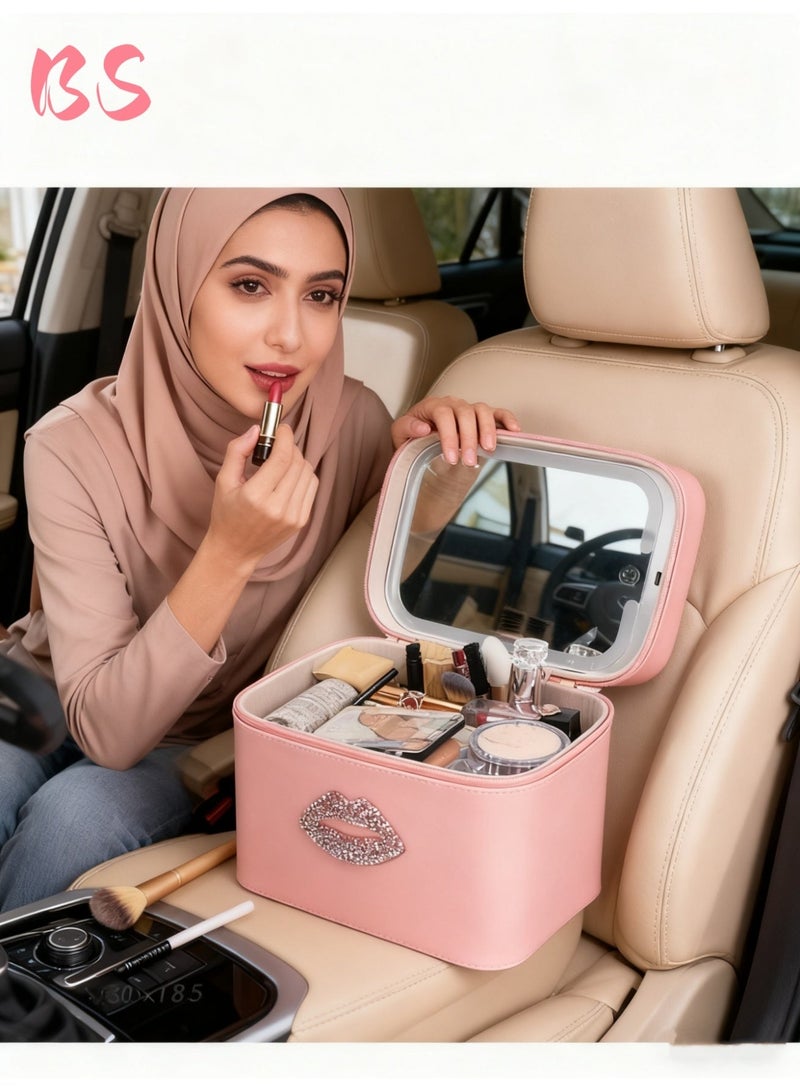 بي إس حقيبة مكياج مزودة بإضاءة LED ومرآة | إضاءة بثلاثة ألوان قابلة للتعديل | مادة PU مقاومة للماء | وظيفة توفير الطاقة | صندوق تخزين مستحضرات تجميل بسعة كبيرة | صندوق تخزين لأدوات وإكسسوارات المكياج النسائية | مناسبة للسفر والاستخدام المنزلي | حقيبة تخزين محمولة - Image 3