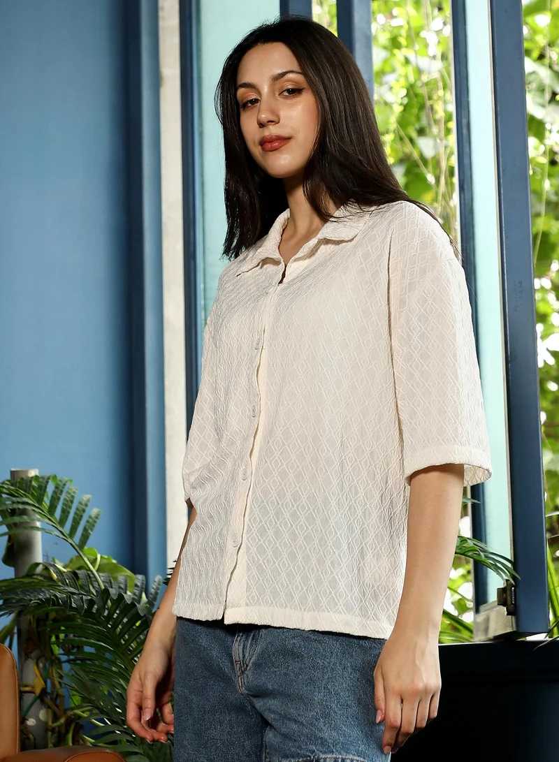 PINACOLADA  Women's Cream White Rhombus-Lined Tactile Oversized Shirt | نساء | أكمام قصيرة | طبعة هندسية | طوق كوبي | كاجوال كبير الحجم | قميص for Women | Best Price UAE