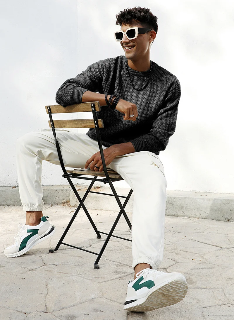 كامبوس سوترا Men's Onyx Black Solid Knitted Pullover Sweater
