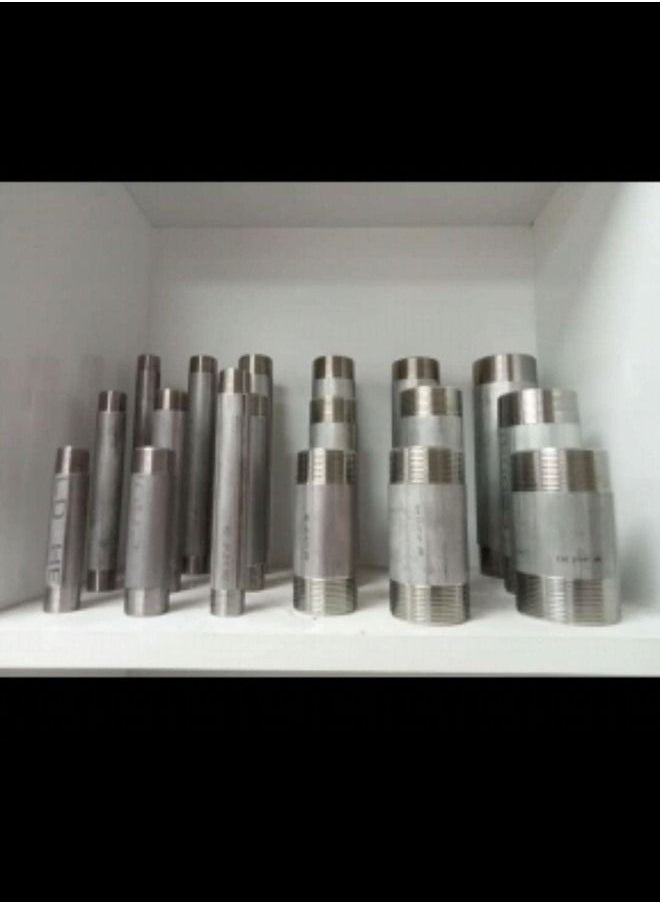 Threaded Pipe Fitting Coupler SS Barrel Nipple (1'' x 4'')