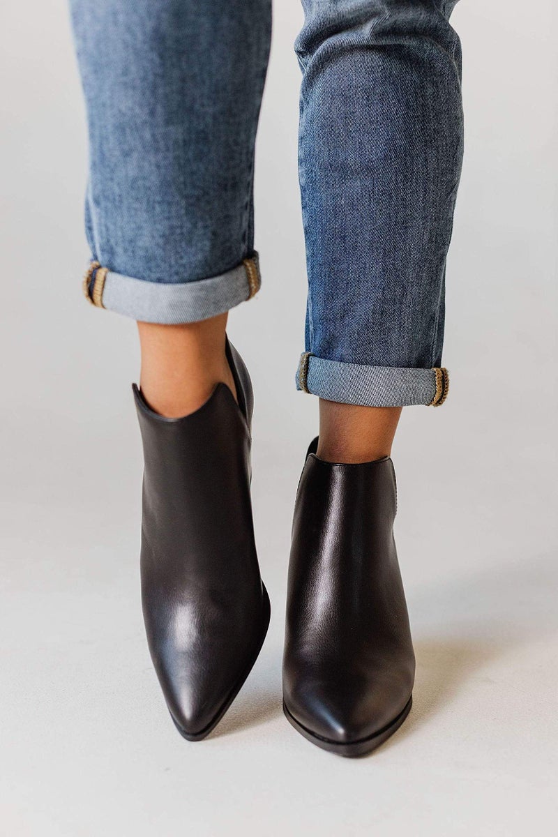 FISACE Womens Pointed Toe Stacked Mid Heel Ankle Boots V Cut Back Zipper Faux Leather Booties - Image 3