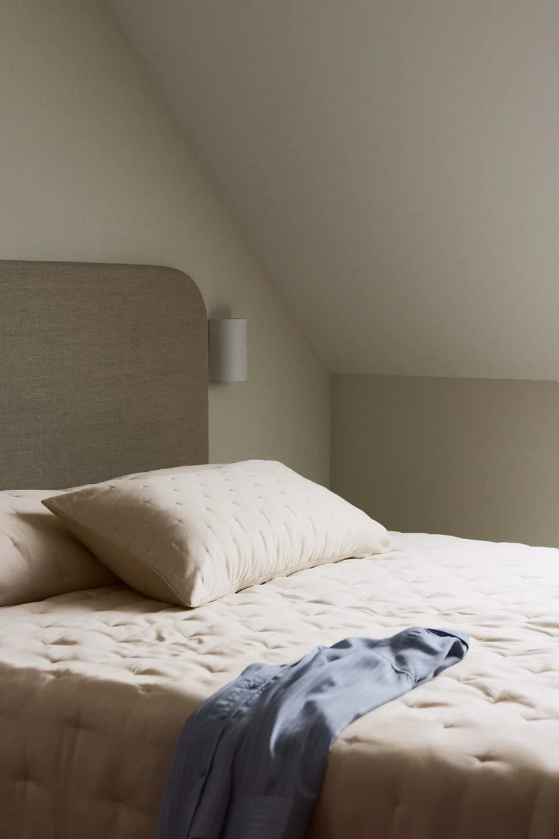 H&M Lyocell cushion cover