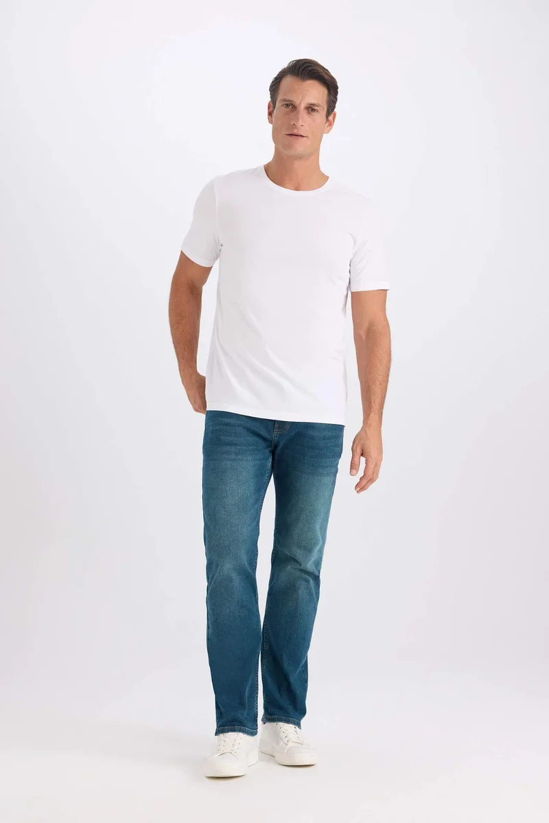 ديفاكتو Slim Fit Crew Neck Basic Short Sleeve T-Shirt