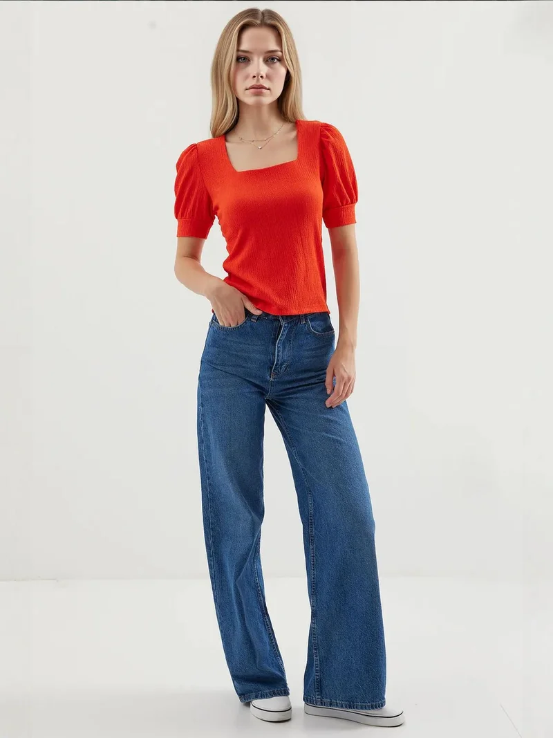 بيغ دارت بلوزة بياقة مربعة بقصة ضيقة من