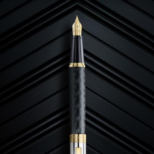 SHEAFFER قلم حبر شيفر 300 | E9347 أسطوانة سوداء غير لامعة مزخرفة وغطاء كروم لامع مع تفاصيل ذهبية PVD | رأس رفيع | قلم حبر فاخر - Image 2